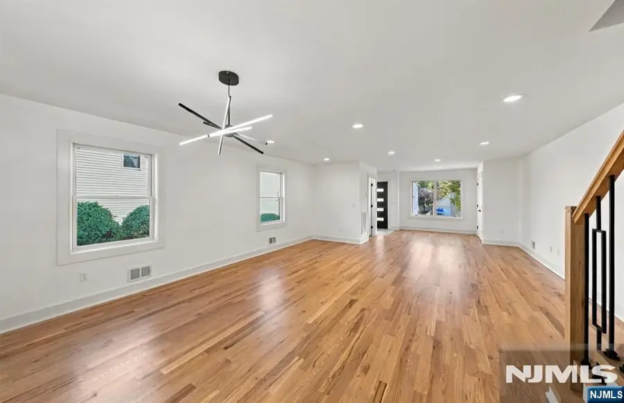 33 Cedar Street, Garfield, NJ 07026 - #3