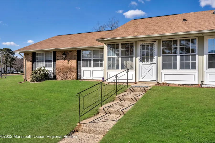 10 Edinburgh Lane #A, Silver Ridge, NJ 08759 - Image #2