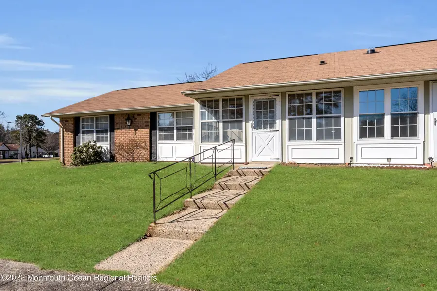 10 Edinburgh Lane #A, Silver Ridge, NJ 08759 - Image #3