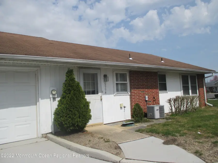 699A Plymouth Drive, Lakewood, NJ 08701 - Image #3