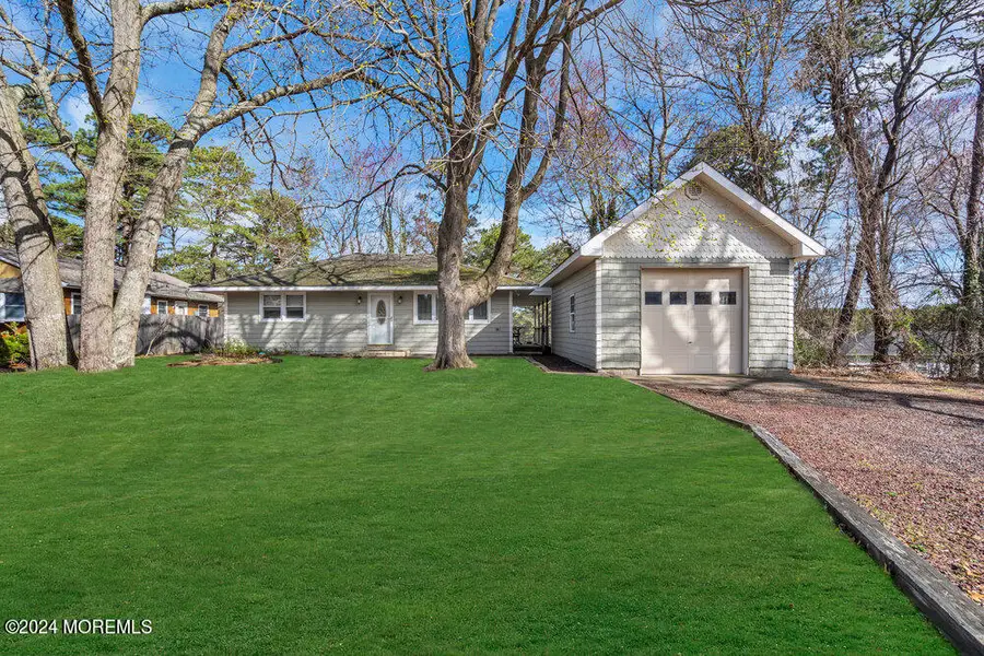 1517 Monmouth Avenue, Toms River, NJ 08757 - Image #3