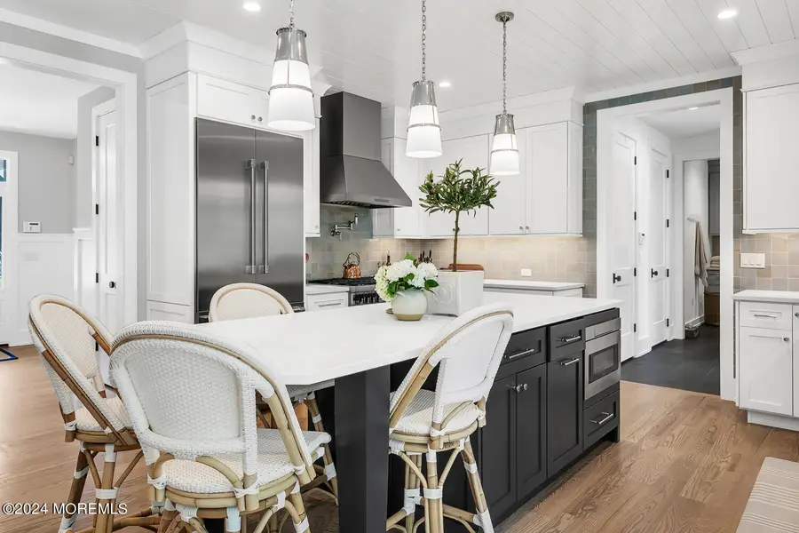 61 Center Street, Rumson, NJ 07760 - #3