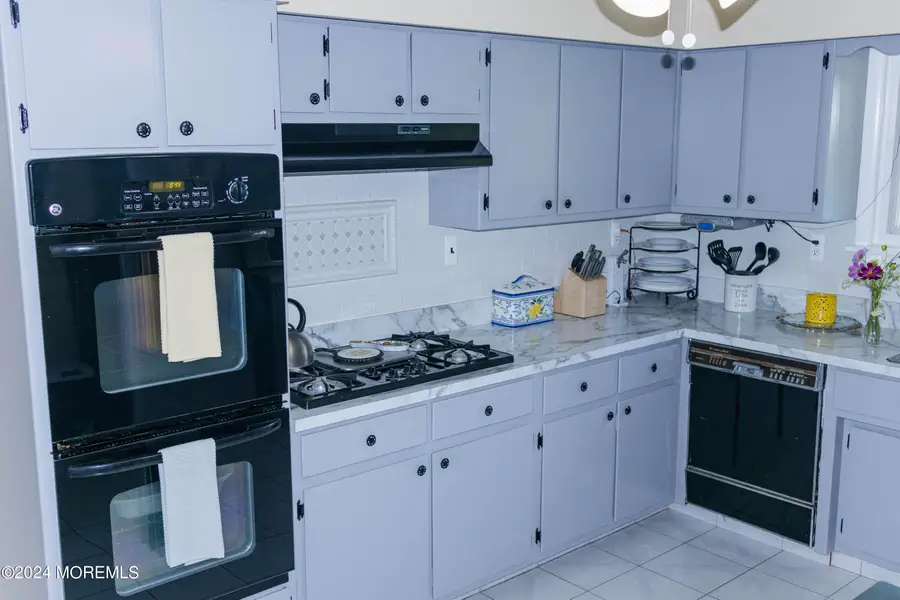 183 Cliffwood Avenue, Cliffwood, NJ 07721 - Image #3