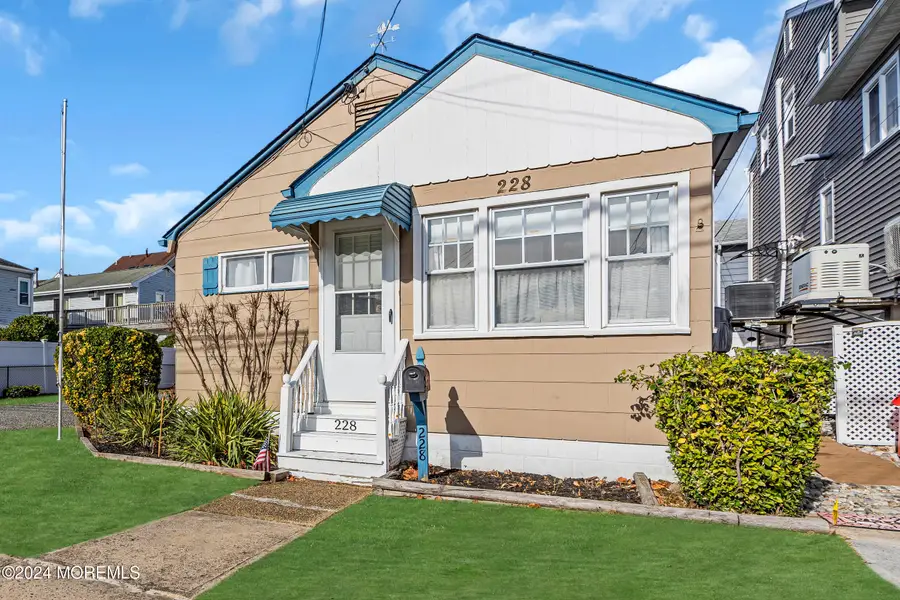 228 Hancock Avenue, Seaside Heights, NJ 08751 - Image #3