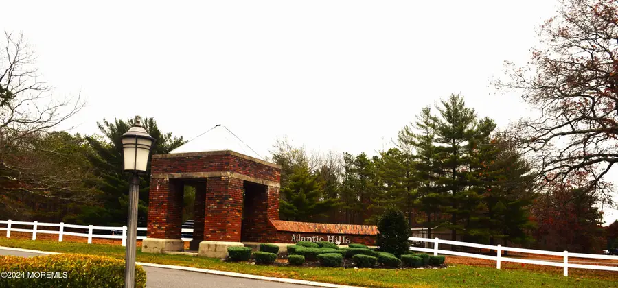 63 Lookout Drive, Manahawkin, NJ 08050 - Image #2