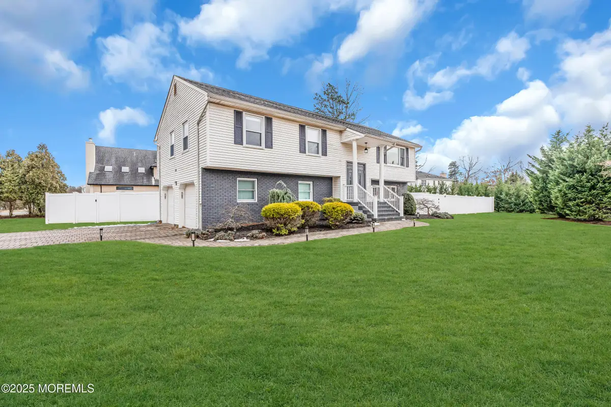 54 Mindy Lane, Eatontown, NJ 07724 - Image #1