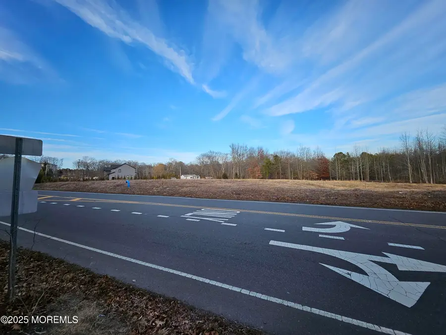 1122 Marlboro Road, Old Bridge, NJ 08857 - Image #3