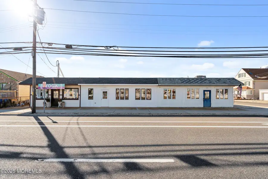 1409-1411 Central Avenue, Seaside Park, NJ 08752 - Image #2