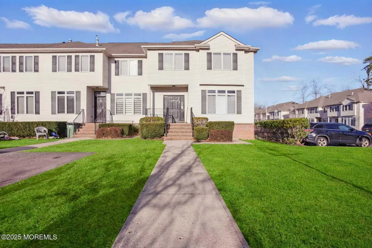 16 Grassmere Street, Lakewood, NJ 08701 - Image #1