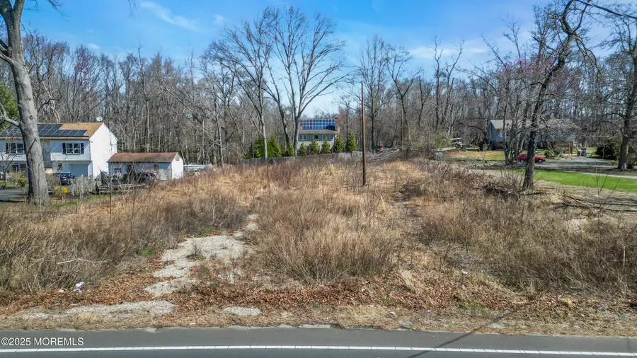 226 Smithburg Road, Manalapan Township, NJ 07726 - Image #3