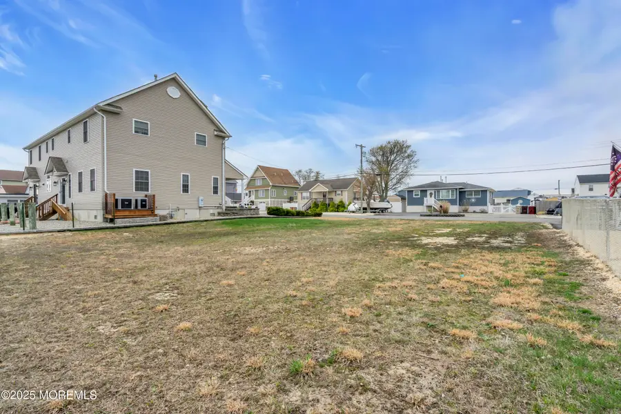 209 Teakwood Drive, Bayville, NJ 08721 - Image #3