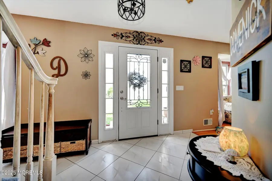 6 Bittersweet Drive, Jackson, NJ 08527 - Image #2