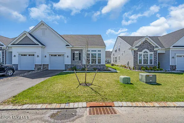 9 Saratoga Road, New Egypt, NJ 08533