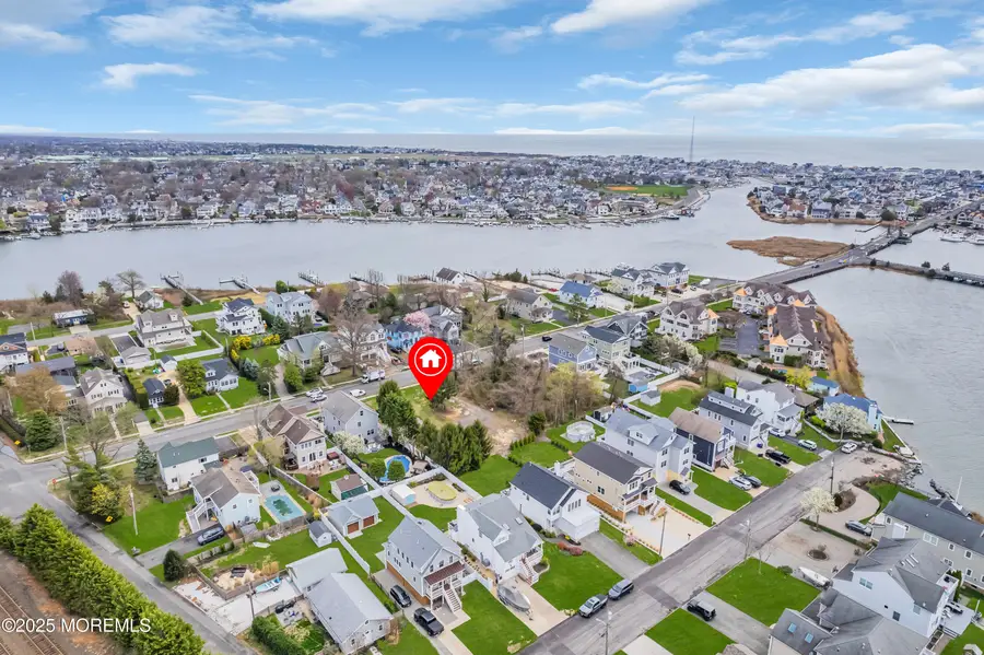 329 Fisk Avenue, Brielle, NJ 08730 - Image #2