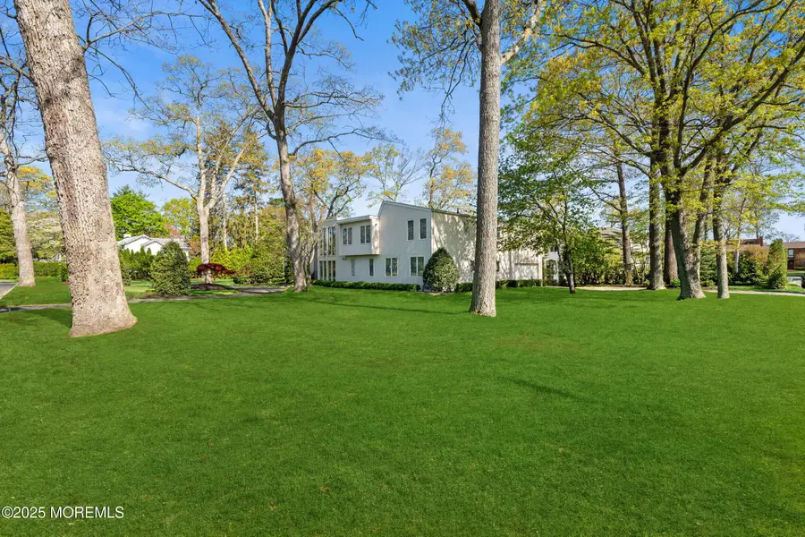 311 Park Avenue, Oakhurst, NJ 07755 - #3