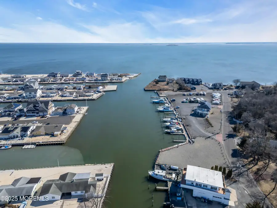 33 Pennsylvania Avenue, Waretown, NJ 08758 - Image #3