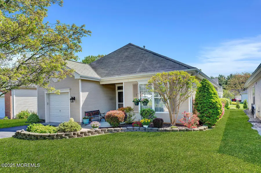 4 Lilac Springs Court, Lakewood, NJ 08701 - Image #2