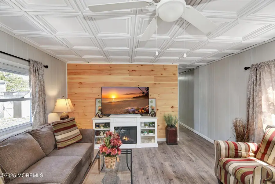 9 Kingfisher Way, Whiting, NJ 08759 - Image #2