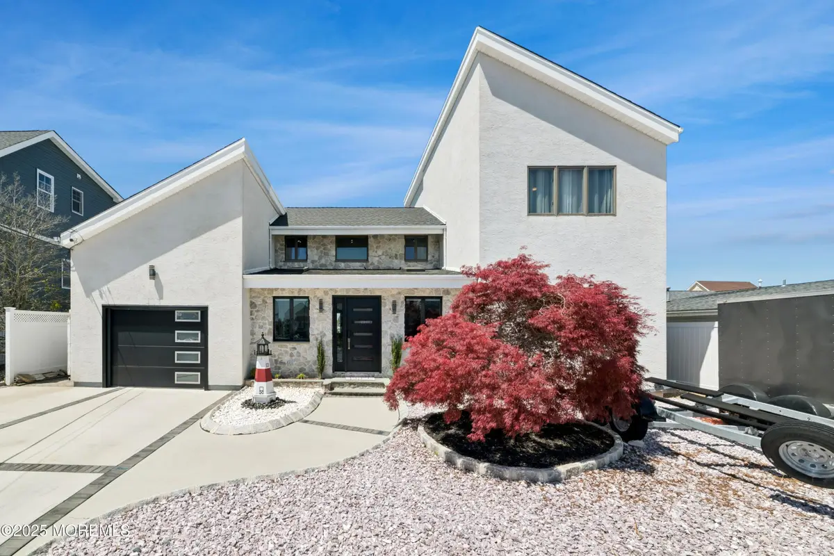 385 Aldo Drive, Toms River, NJ 08753 - Image #1