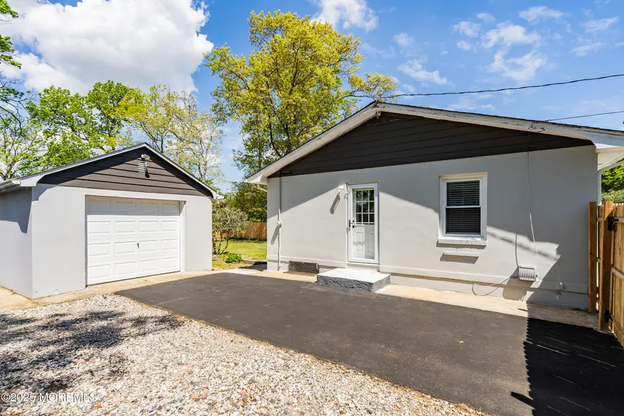 918 Briar Avenue, Toms River, NJ 08753 - Image #3