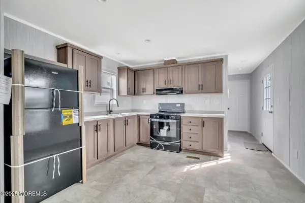 205 Maple Street, Robbinsville, NJ 08691