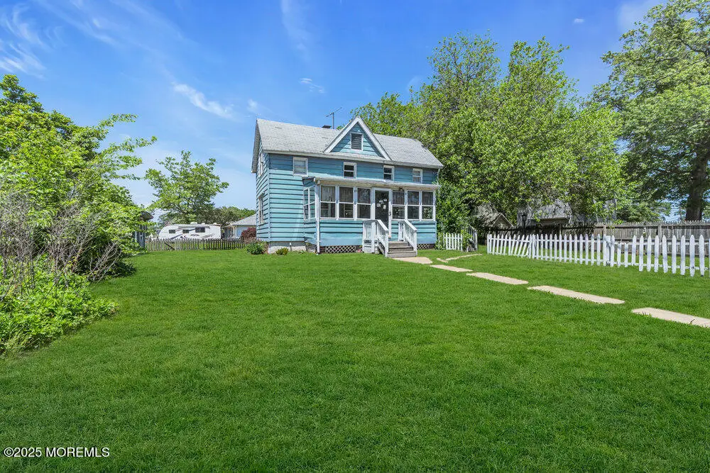 93 Lawrence Avenue, Keansburg, NJ 07734 - Image #1