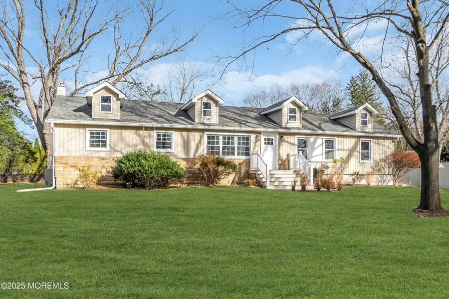 142 Freehold Road, Manalapan Township, NJ 07726 - Image #3