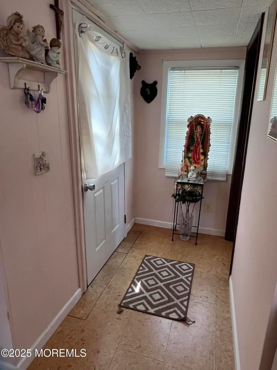 7 Grace Lane, Howell, NJ 07731 - Image #2