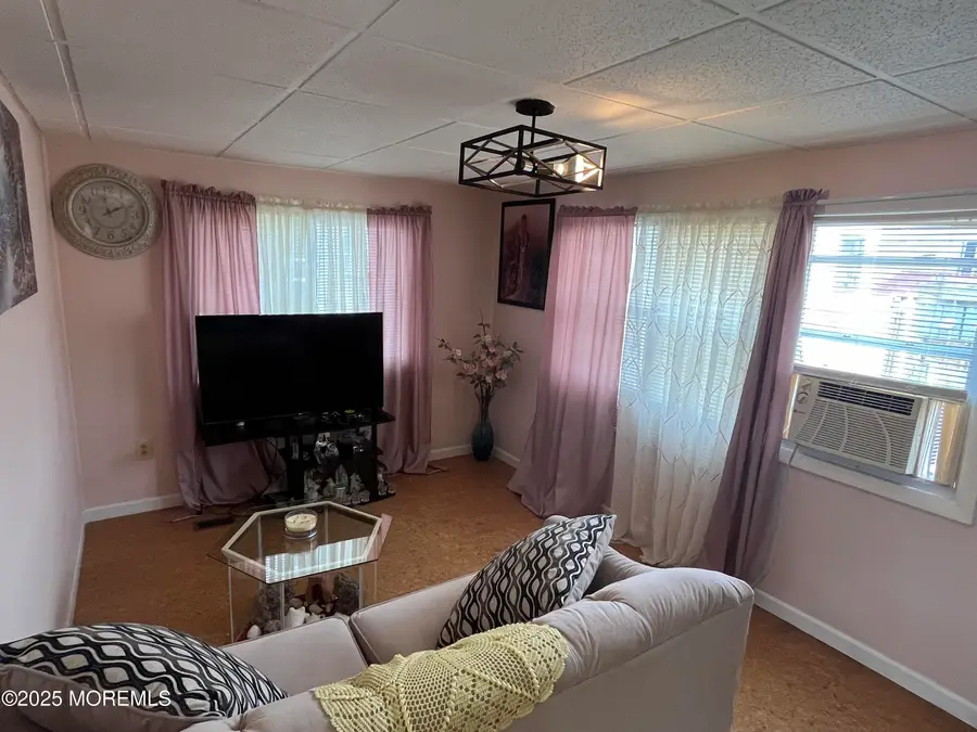 7 Grace Lane, Howell, NJ 07731 - Image #3