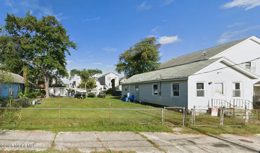 9-11 Campview Avenue, Keansburg, NJ 07734 - Image #3