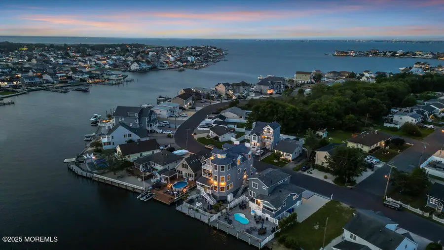 3158 Windsor Avenue, Toms River, NJ 08753 - Image #2