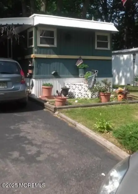 10 Nicholas Boulevard, Jackson, NJ 08527