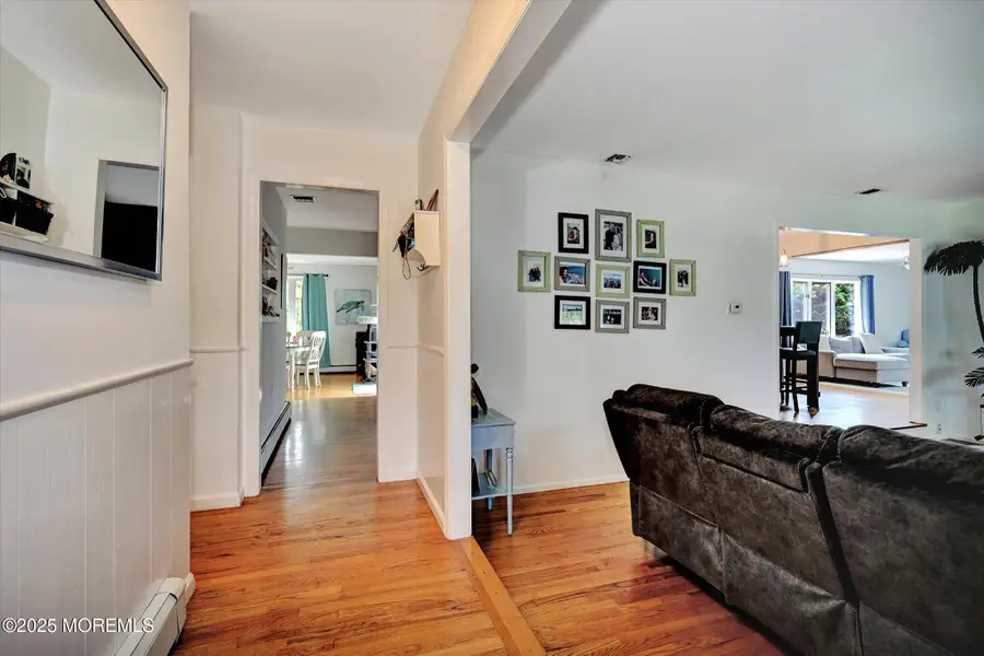 855 Derry Drive, Toms River, NJ 08753 - Image #2