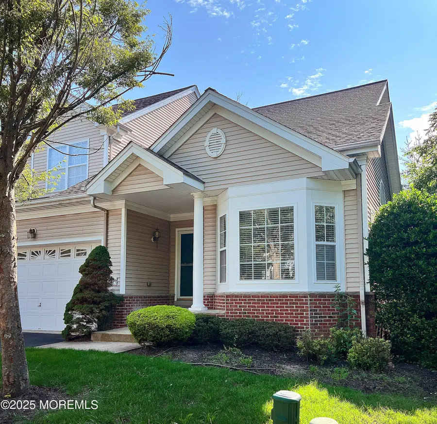1 Cambridge Court, Eatontown, NJ 07724 - Image #2