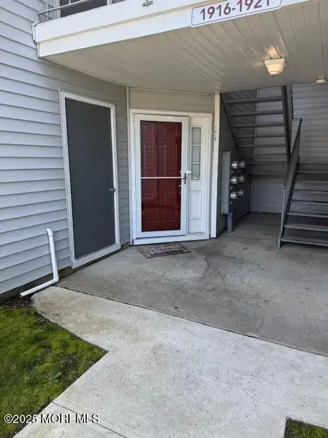 1916 Waters Edge Drive, Toms River, NJ 08753 - Image #3