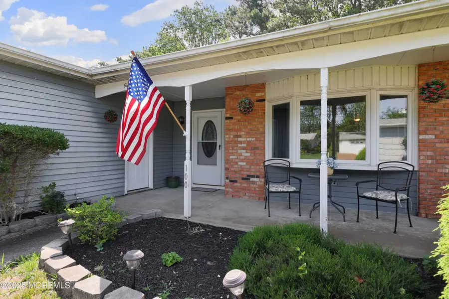 100 Courtshire Drive, Brick, NJ 08723 - Image #2