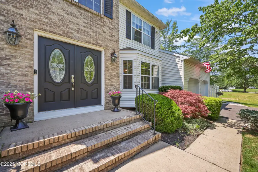 304 Mackenzie Drive, Jackson, NJ 08527 - Image #3