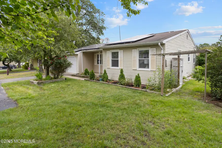 48 Westport Drive, Manchester Township, NJ 08759 - Image #2