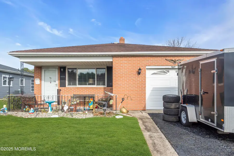 8 Tijuana Court, Toms River, NJ 08757 - Image #2