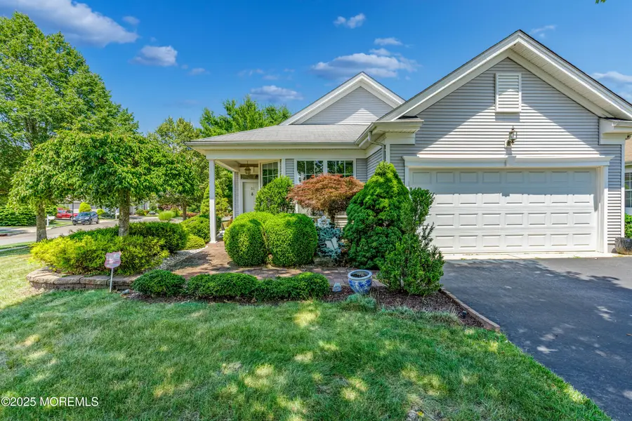 32 Waltham Way, Jackson, NJ 08527 - Image #2