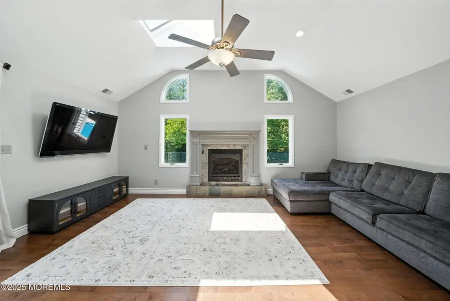 1072 Lake Placid Drive, Toms River, NJ 08753 - Image #3