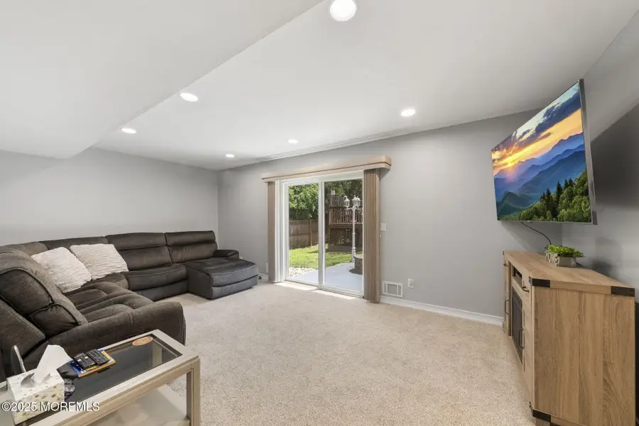 1 Spruce Way, Manalapan Township, NJ 07726 - Image #3