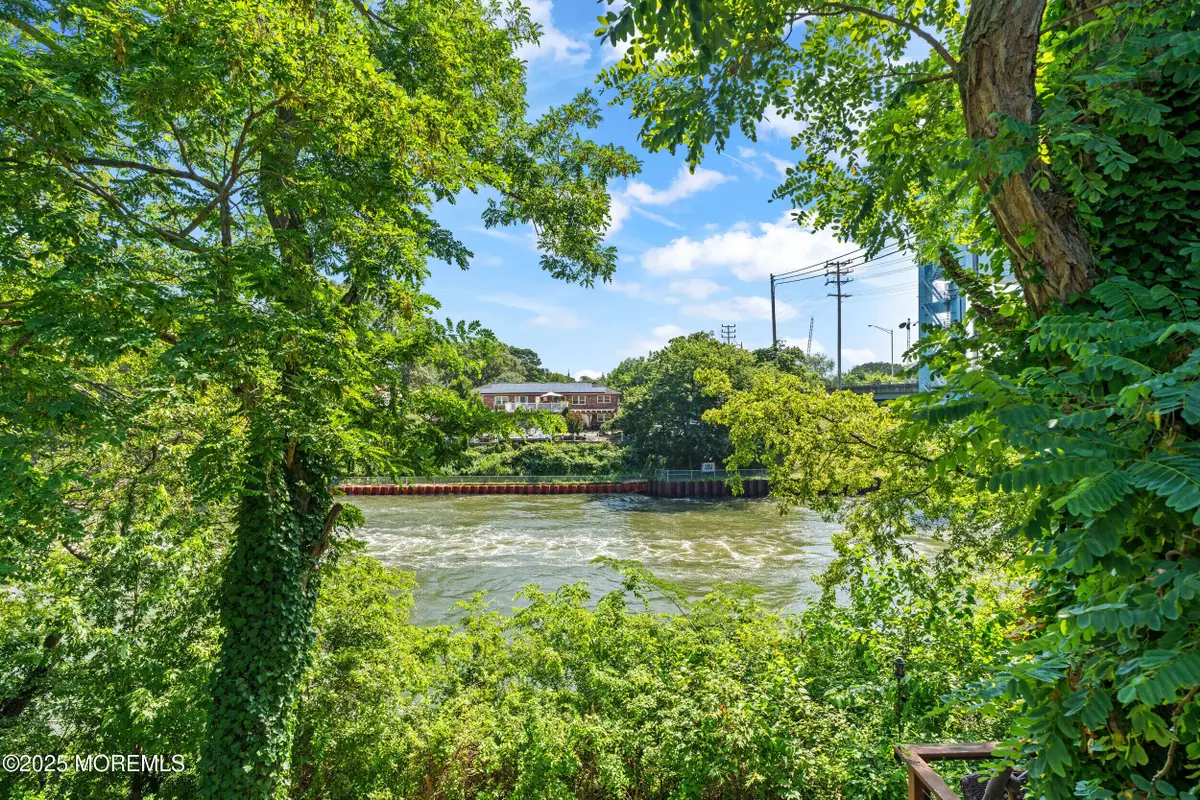 2001 Veterans Memorial Drive, Point Pleasant, NJ 08742 - #1