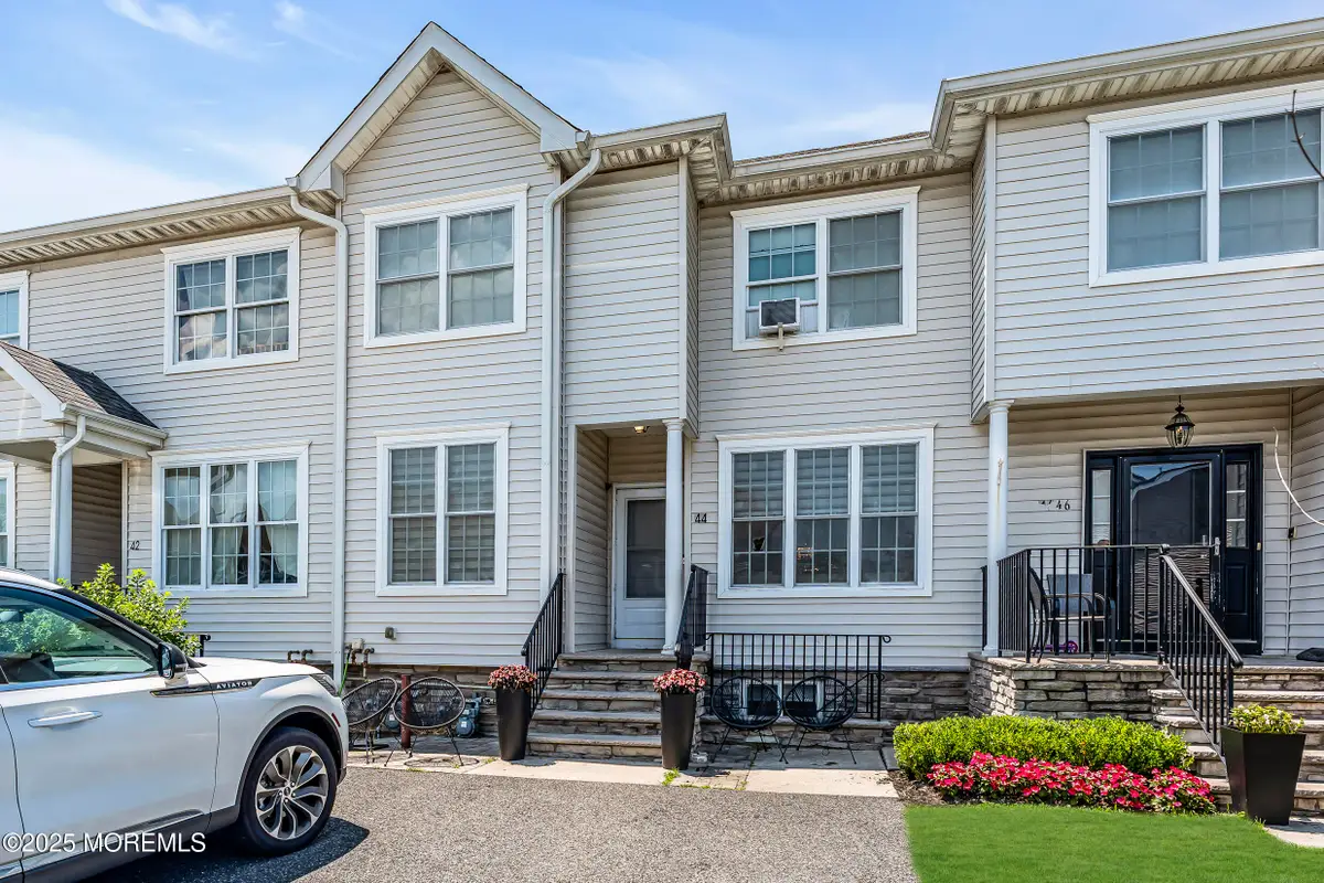 44 Stamford Hill Road, Lakewood, NJ 08701 - Image #1