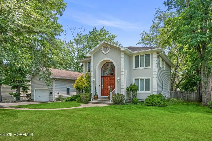 7 Wallace Avenue, Oakhurst, NJ 07755 - Image #3