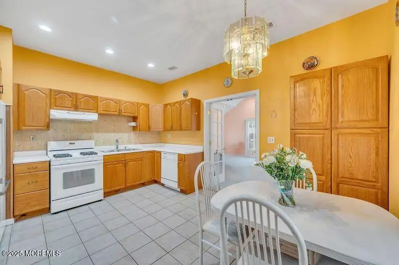 9 Maplewood Avenue, Keansburg, NJ 07734 - Image #2