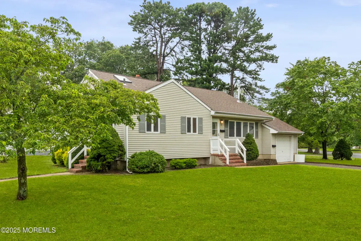 32 Branch Road, Oakhurst, NJ 07755 - Image #1