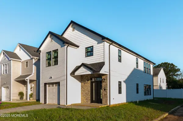 27 Brook Avenue, Keyport, NJ 07735