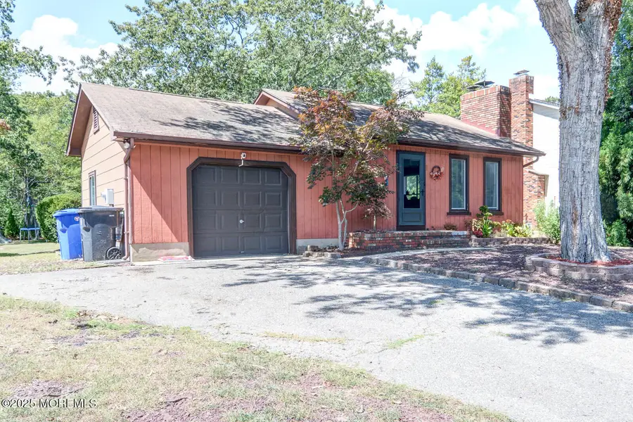 133 Mello Lane, Toms River, NJ 08753 - Image #2