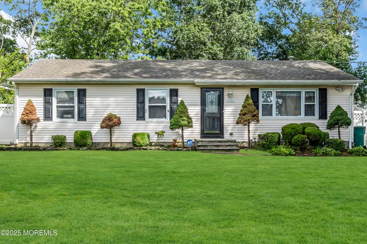 2525 Holly Hill Road, Manchester Township, NJ 08759 - Image #1